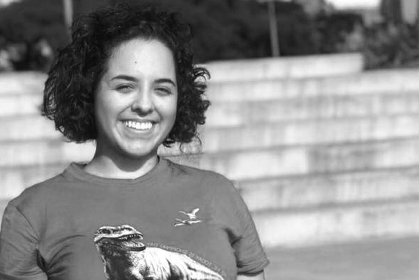 A percussionista Amanda Flóis