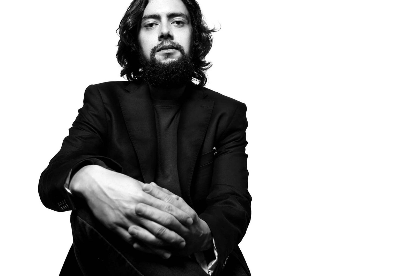 O tecladista Vinícius Schumacher